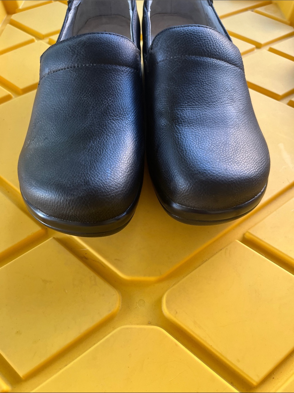 Shoe - Picture 5 of 7